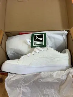 PUMA スニーカー ホワイト