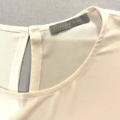 美品✨theory luxe ブラウス　淡いピンク色のサムネイル