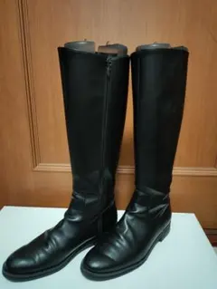 Item thumbnail for item cb41d051-5cde-4e74-8e20-c610da7e5baa