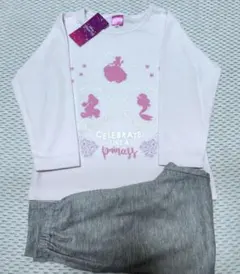 ディズニープリンセス　長袖パジャマ　120 　女の子　小学生　部屋着