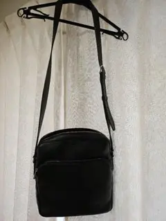 【最終価格、2,000円引❗極美品BALLY】黒 レザー ショルダーバッグ