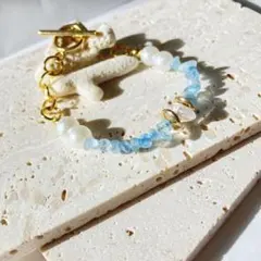 アクアマリン×水晶×コットンパール｜天然石ブレスレット ゴールド サージカル