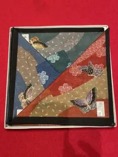 ◉新品　未使用　和柄　ハンカチ　3枚セット 色絵草紙　箱入り　綿100%