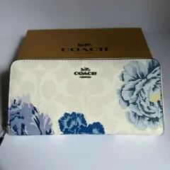 COACH コーチ 長財布 花柄 ホワイト F6656