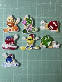 M&M'S スノーボード アクリルビーズ 7個セット