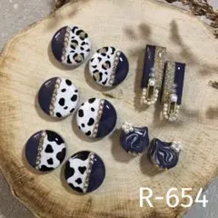 2026年最新】アニマル柄レジンカボションの人気アイテム - メルカリ