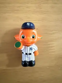 最安値 サトちゃん サトコちゃん ベースボール バンク ヤンキース 2025年最新】サトちゃん 貯金箱 ヤンキースの人気アイテム