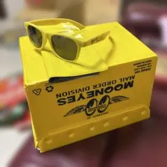 MOONEYES サングラス Air Moon ケースセットのサムネイル
