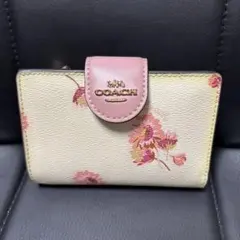 限定】COACH ソフトウォレット ローズフラワー 32437 - メルカリ