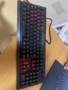 CORSAIR K70 メカニカルキーボード 赤色バックライト