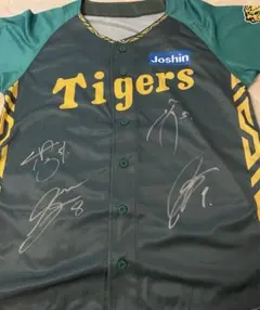 ラスト1点！Tigers ユニフォーム サイン入り　近本光司 2025年最新】近本光司直筆サインの人気アイテム - メルカリ