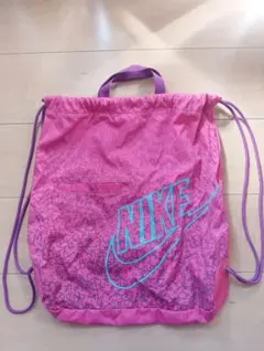 NIKE ナップサック ピンク 巾着バッグ