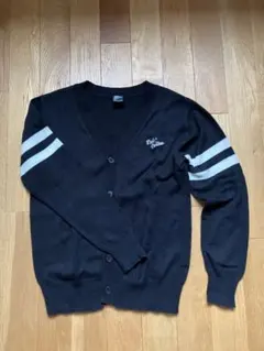 Rad Custom 黒 カーディガン Vネック　140