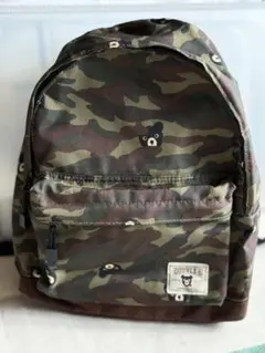 美品【ダブルB 】カモフラ柄 ミリタリーリュック Mサイズ
