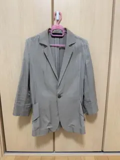 Item thumbnail for item fd5ffb2a-adcd-450f-bf23-2c35b22a7777