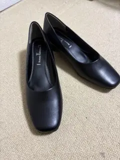 ブラック スクエアトゥ パンプス 23.5cm