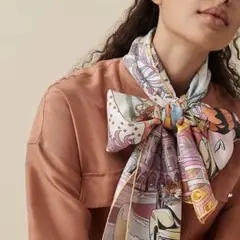 新品未使用品　HERMESスカーフ　シルクマフラー　始まりの歌　wow 新品未使用品 HERMESスカーフ シルクマフラー 始まりの歌 wow