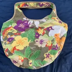 お値下げ♪ハワイ好き♪ハイビスカス柄とゴールドのリバーシブルバッグ　フライベント