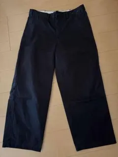 ユニクロ メンズ　チノパン ダークグレイ ウエスト88cm 股下67cm