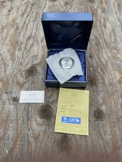 HOYA CRYSTAL フクロウ型置時計 ミニ香立て付き - メルカリ
