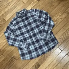 BeBe チェック柄 ロゴ入りボタン長袖シャツ 150cm