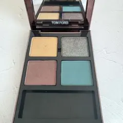 TOM FORD アイカラークォード 24 フォトシンセックス アイシャドウのサムネイル