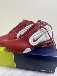 NIKE SHOX スニーカー レッド ホワイトのサムネイル