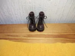 Item thumbnail for item e9a68010-4a0f-4f16-8700-32bcb7b72550