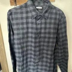 【UNIQLO Mサイズ】古着メンズシャツ　24時間以内に発送します！黒