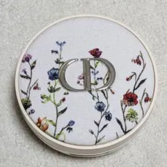 Dior ディオールスキン フォーエヴァークッションパウダー ミレフィオリ