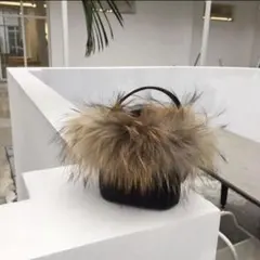 Item thumbnail for item c1110977-e0da-44a9-a613-ff4e632fdf12