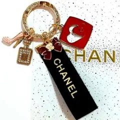 CHANEL 2026情人節限定 ❣️ 贈品愛心吊飾