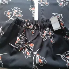 新品♡IENA♡ブラックフラワーパンツのサムネイル