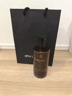 shu uemura black oilクレンジングオイル450ml 2本セット - メルカリ