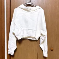 ZARA ミニ丈パーカーのサムネイル