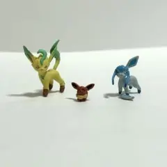 ⭐️人気アイテム⭐️ ポケモンフィギュア　イーブイ　リーフィア　グレイシア　ポケモン