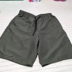 オリーブ色ショートパンツ ウエストゴム！メンズ！Lサイズ！