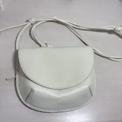 ホワイトレザー ショルダーバッグ zara