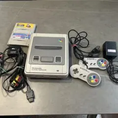 Nintendスーパーファミコン本体、コントローラー2個、hdmi変換機コード付