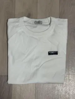 ロゴ付き　ホワイトTシャツ『即購入可』