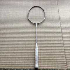 バドミントンラケット ヨネックス ナノフレア600 5UG5 ジャンク品
