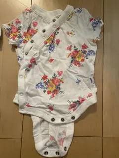 baby GAP 花柄 ロンパース 0-3ヶ月のサムネイル
