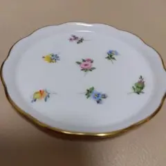 ヘレンド　ミルフルール　手描き フラワー柄　陶磁器　小皿のサムネイル