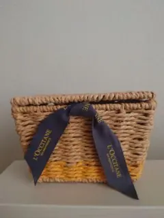 Item thumbnail for item 166fea6d-0d4d-4ca6-b197-c6b7041bbe8b