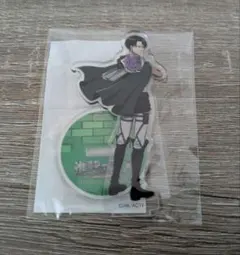 進撃の巨人 ニジゲンノモリ リヴァイ アクリルスタンド