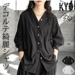 【未使用•タグ】antiqua kyo vネック タック シャツ ブラックのサムネイル