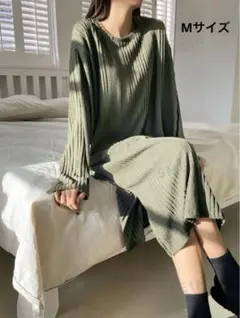 - DAZY ドロップショルダー カットソー ワンピース　レディース　Mサイズ