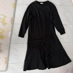 【マタニティ・授乳／試着のみ】黒のフレアワンピース長袖M カジュアル　授乳口あり