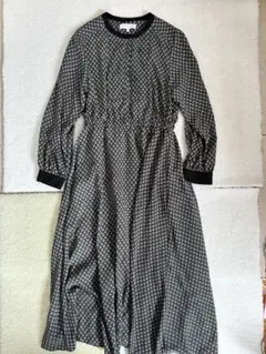 【アデイインザライフ】リネン100% フレンチスリーブ ロングワンピース 黒 F A part by（アパートバイ）の「リネンライクフレンチスリーブ