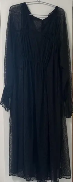 FRAY ID. 黒のレースワンピース